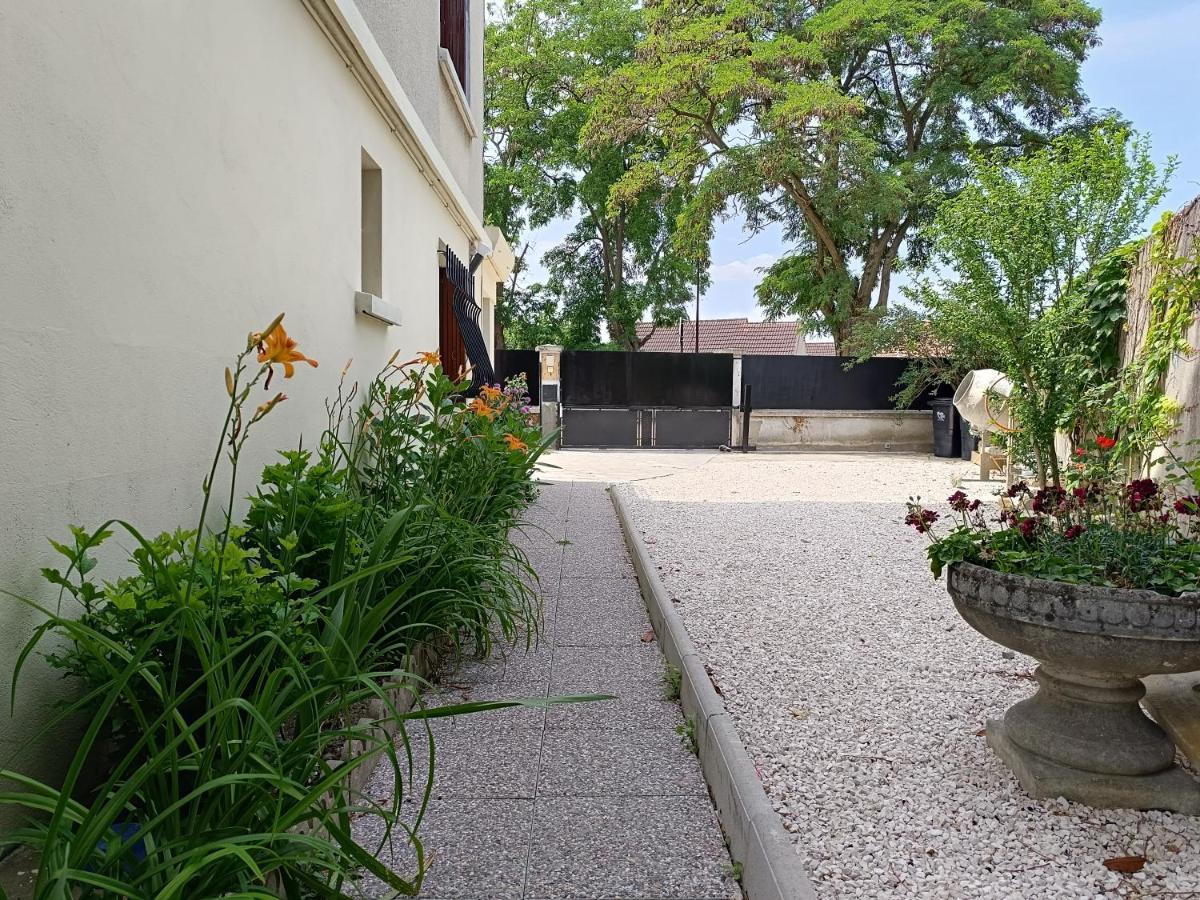 Qhome 1 - Studio Entre Paris Et Disney Villiers-sur-Marne Extérieur photo